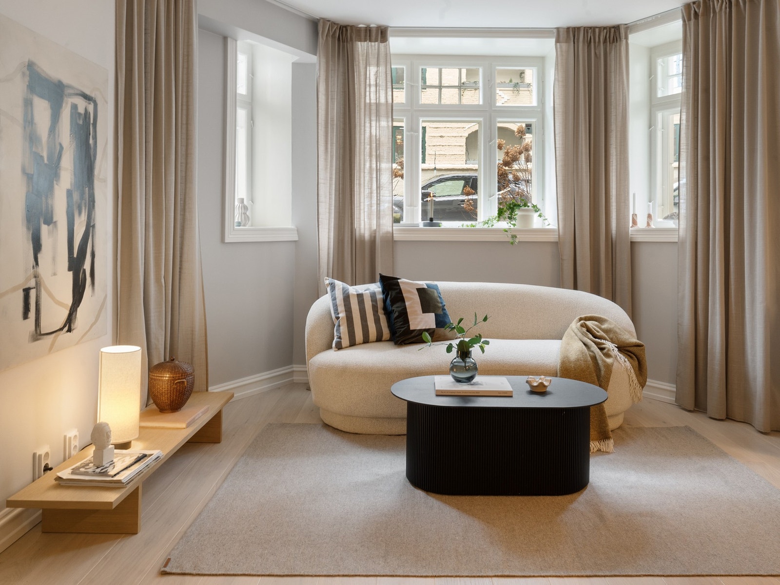 Takhøyden er ca. 246 cm. Galleribilde