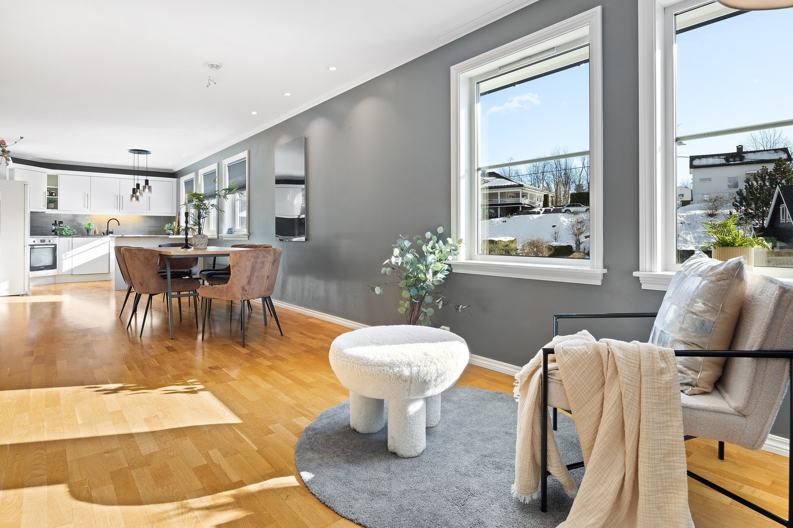 2. etasje med dels åpen kjøkken/stue - løsning Galleribilde