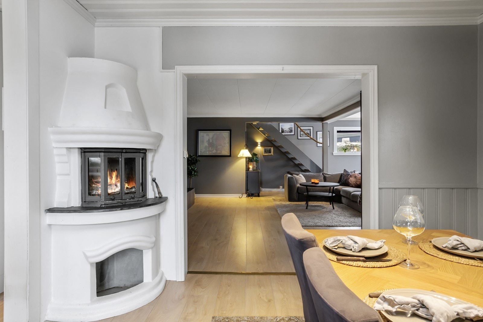 Fra stue -> spisestue og kjøkken Galleribilde