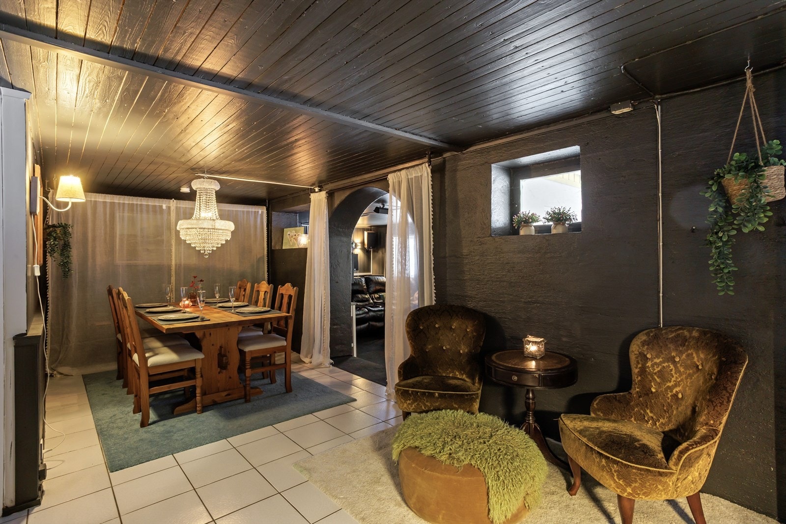 Spisestuen (underetasjen) Galleribilde