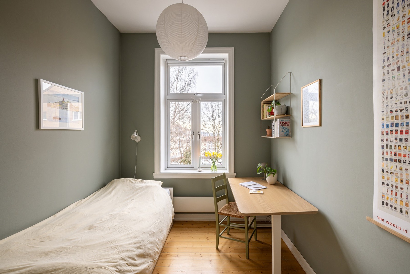 Leilighetens andre soverom er også romslig med plass til dobbeltseng om ønskelig. Galleribilde