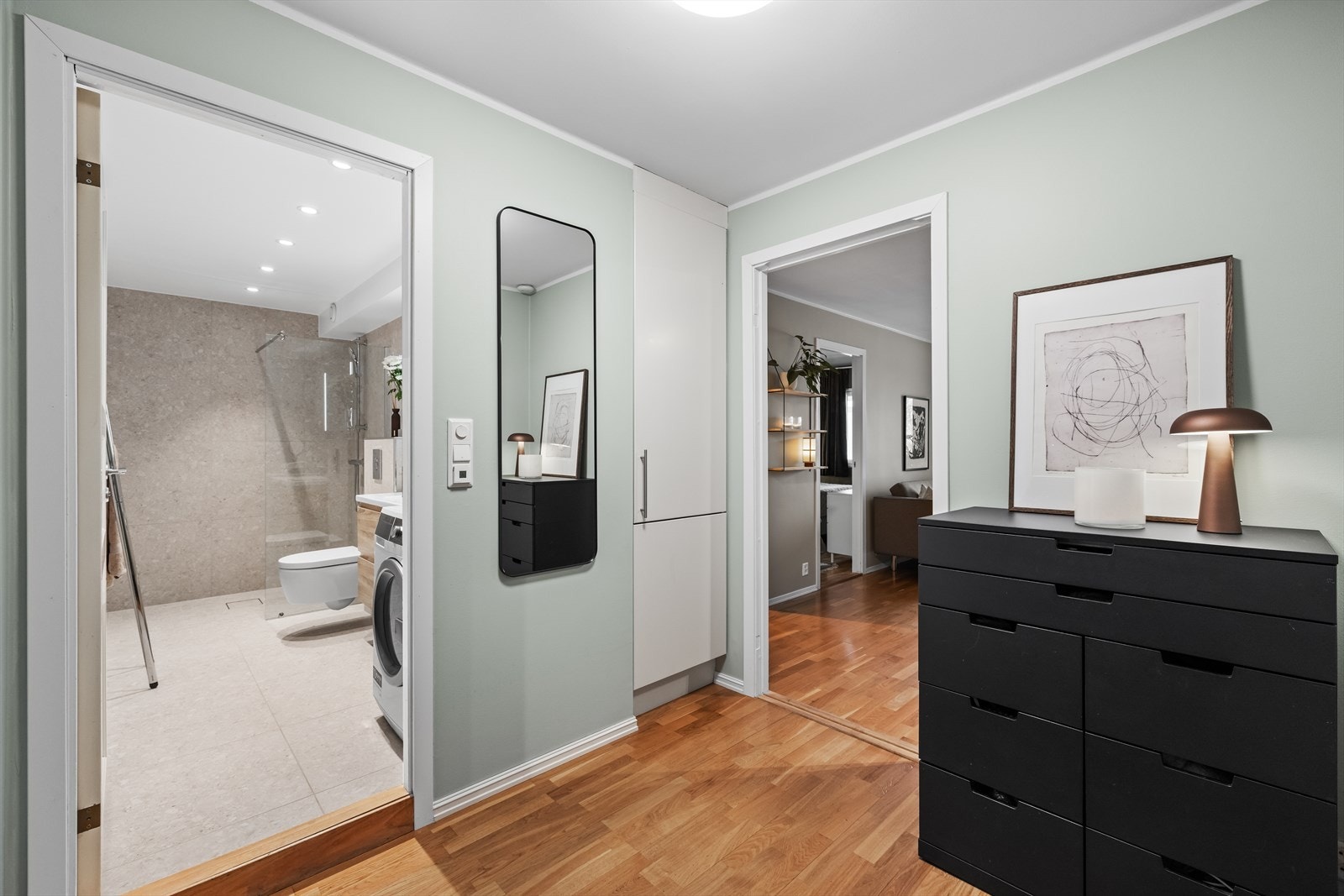 Fra gangen er det adkomst til badet Galleribilde