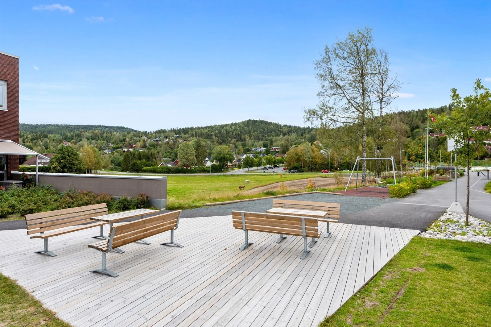 Fantastiske turmuligheter i naturskjønne omgivelser i Bærumsmarka og Kolsås landskapsvernområde rett ved. Galleribilde