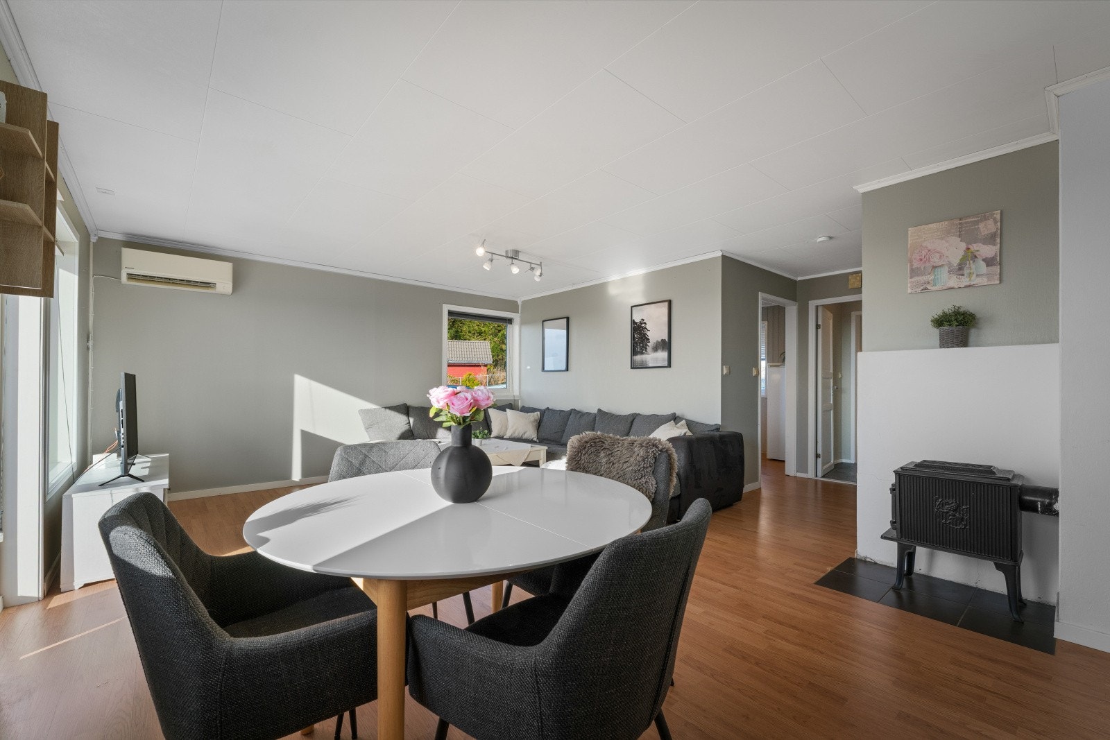 - Boligen har varmepumpe fra 2019, med service i 2024 - Galleribilde