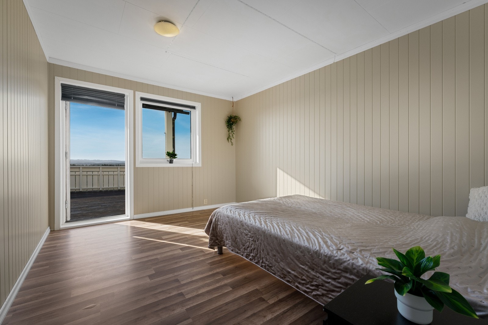 - Soverom nr. 2 måler 11,88 kvm - Galleribilde