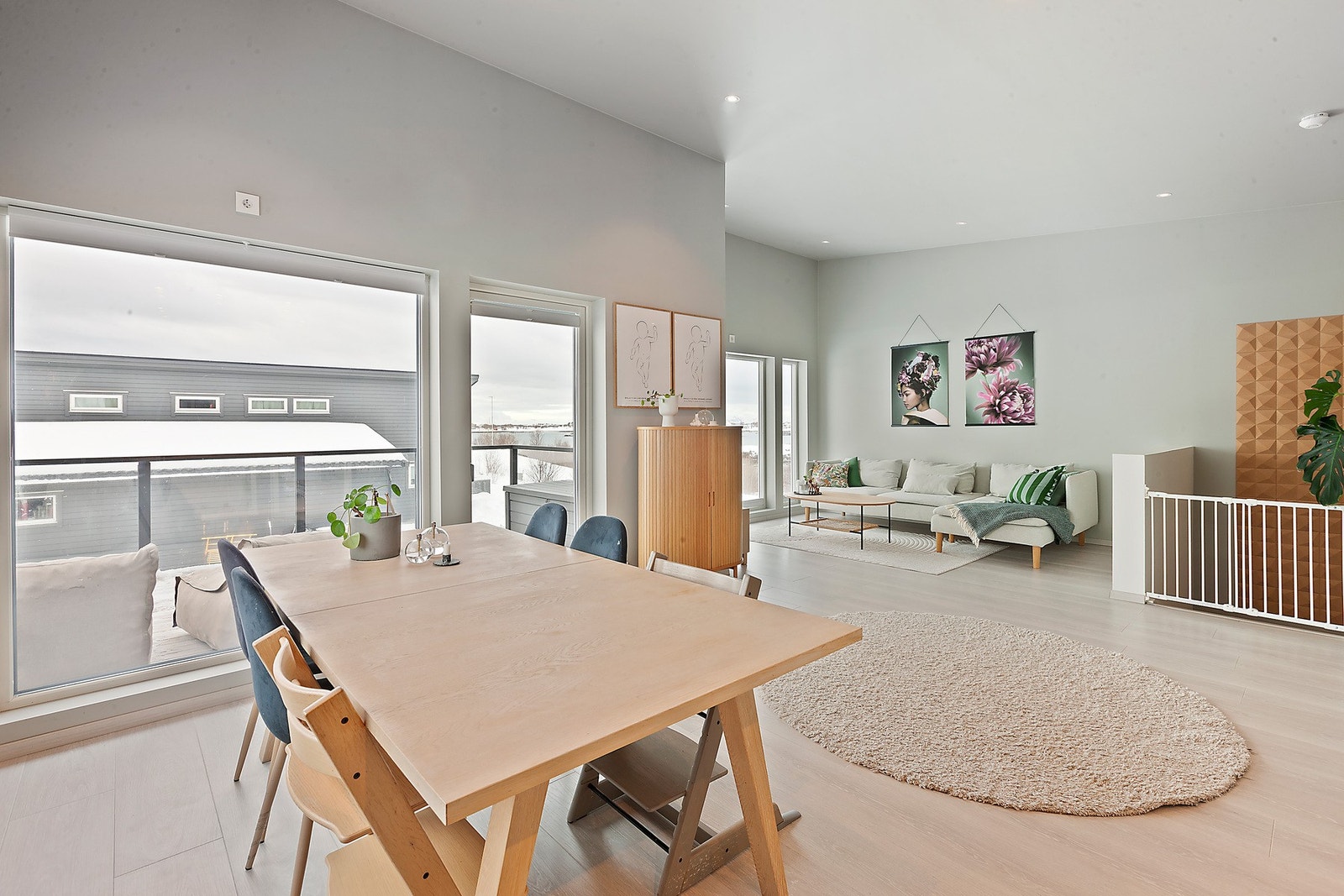 Stuen kan møbleres i flere soner. Galleribilde