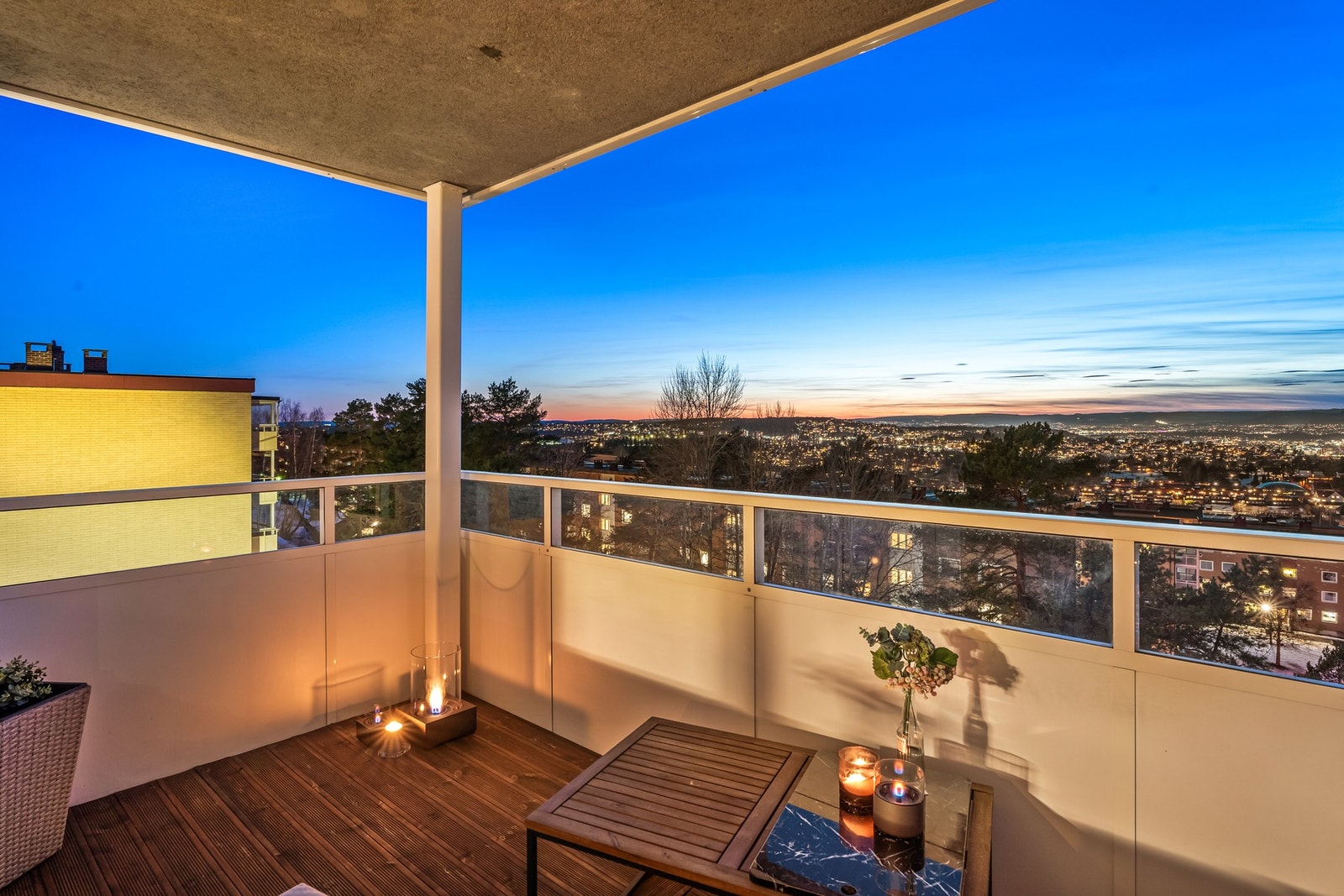 Velkommen til Kranveien 17 - Presentert av Jimmy Phan v/PrivatMegleren Oppsal. Galleribilde