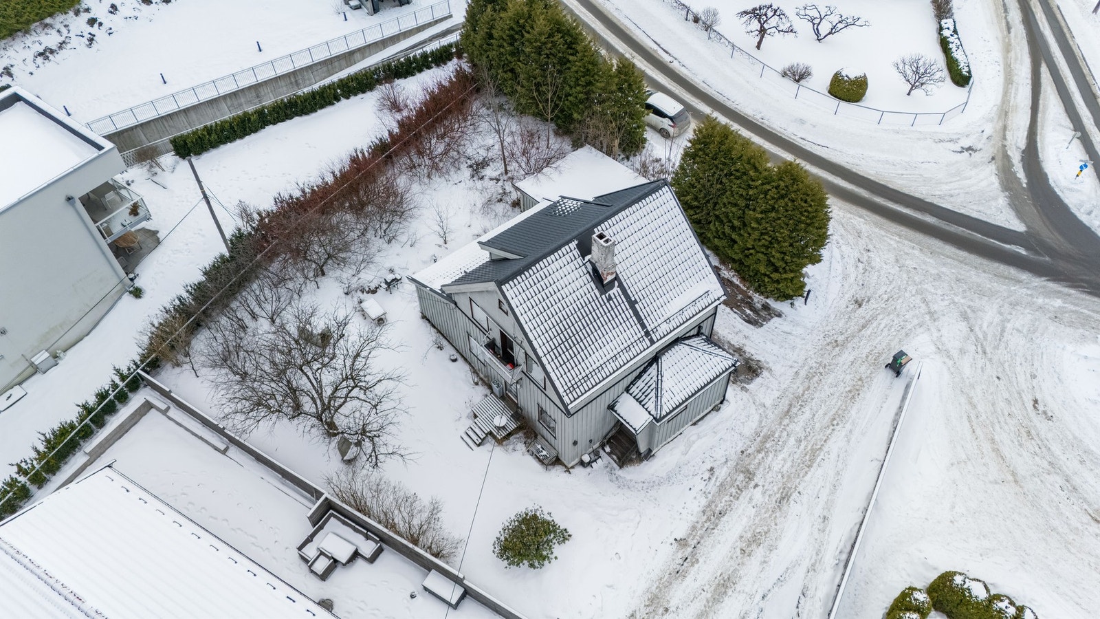 Boligen er av eldre standard og har større moderniseringsbehov for å bli oppgradert til dagens standard. Galleribilde