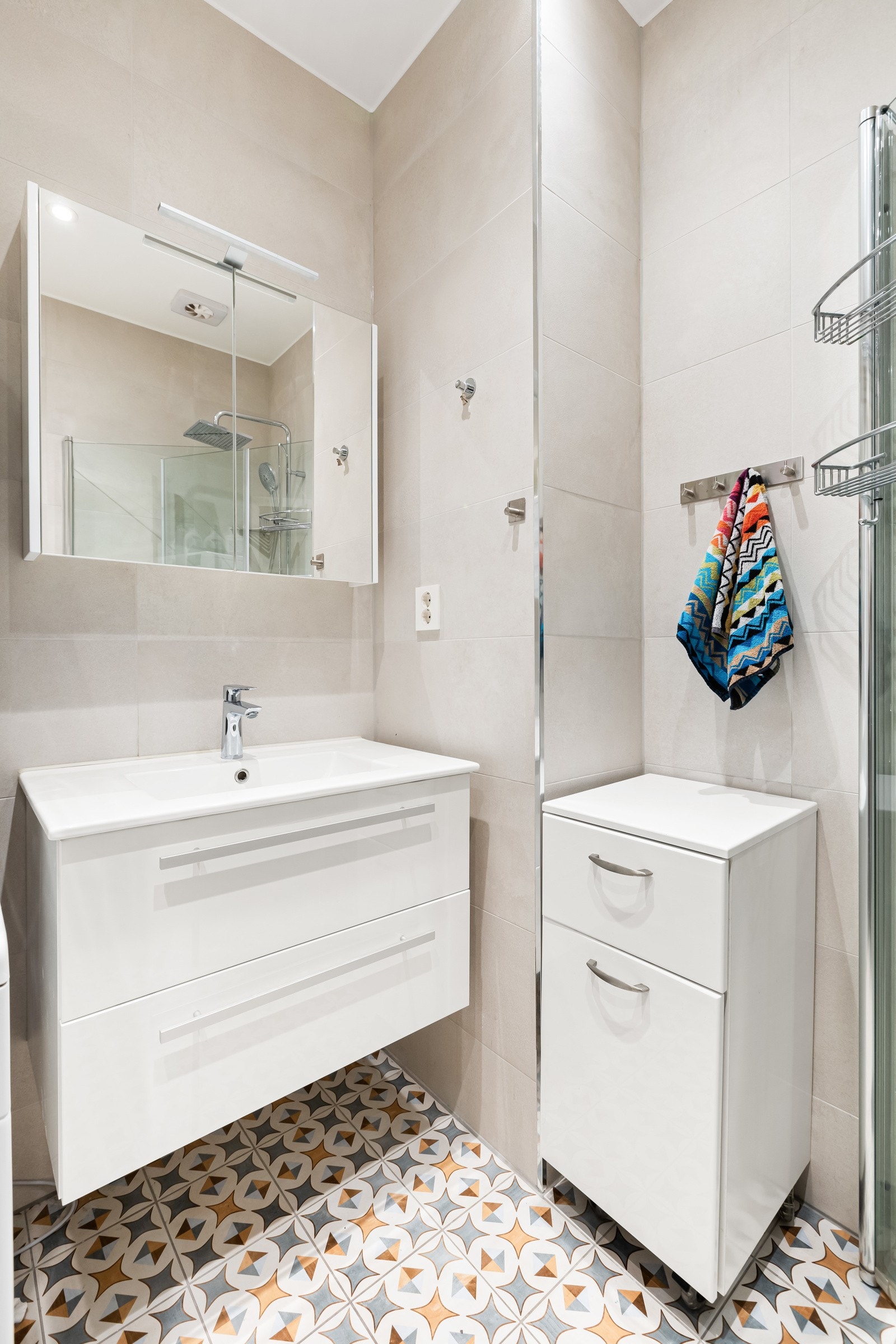 All dokumentasjon på baderomsutførdlsen medfølger i salgsoppgaven. Galleribilde