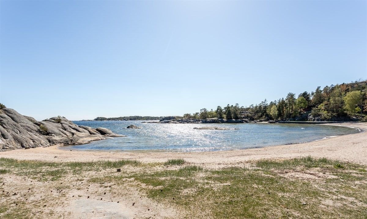 Ivarsand, nærliggende badestrand Galleribilde