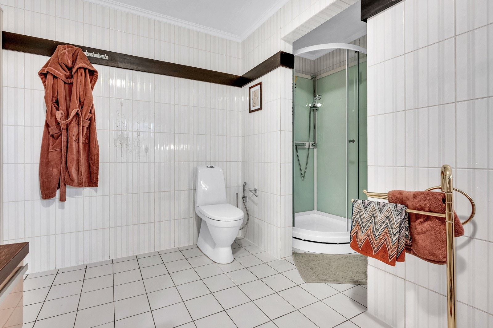 dusjkabinett (2025 Galleribilde