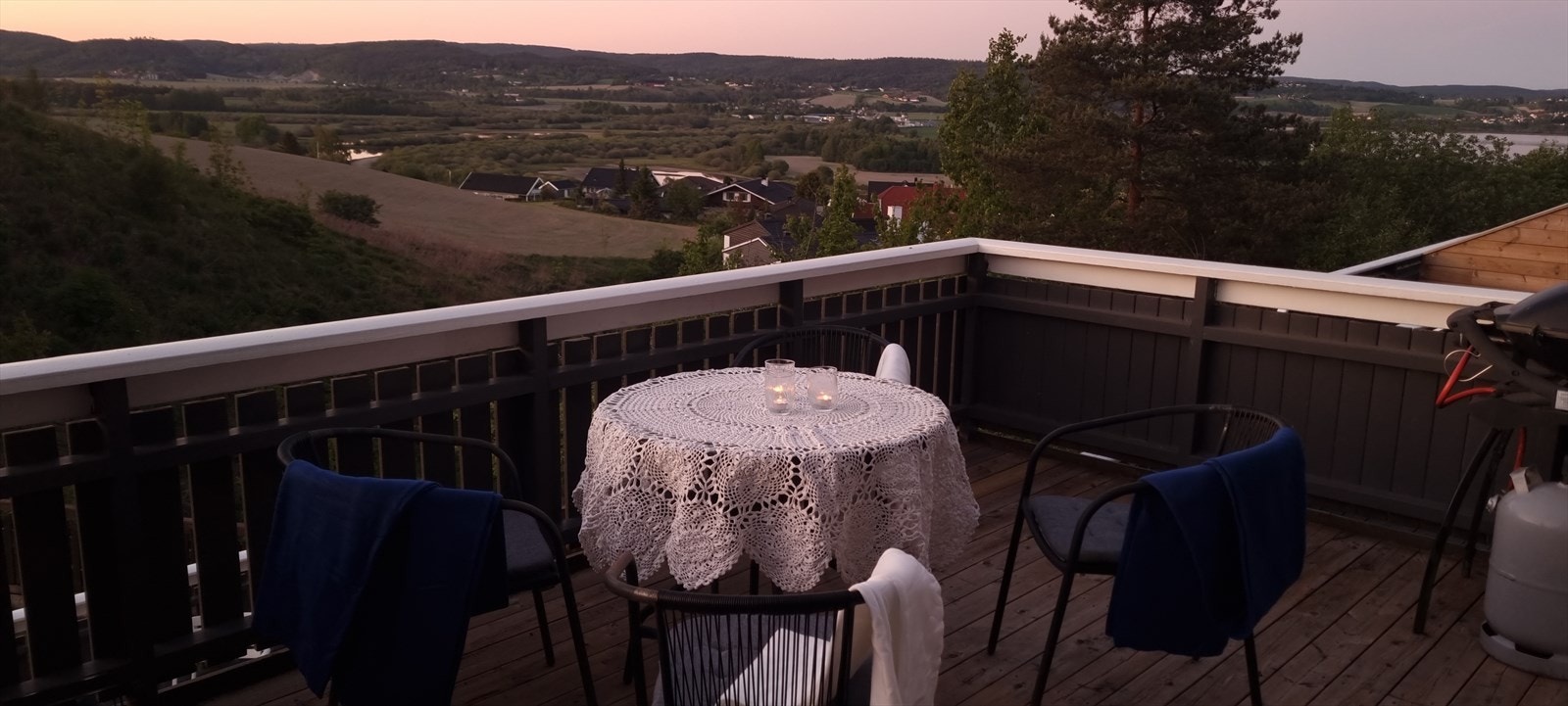 Nydelige omgivelser - Privat bilde tatt om sommeren. Galleribilde