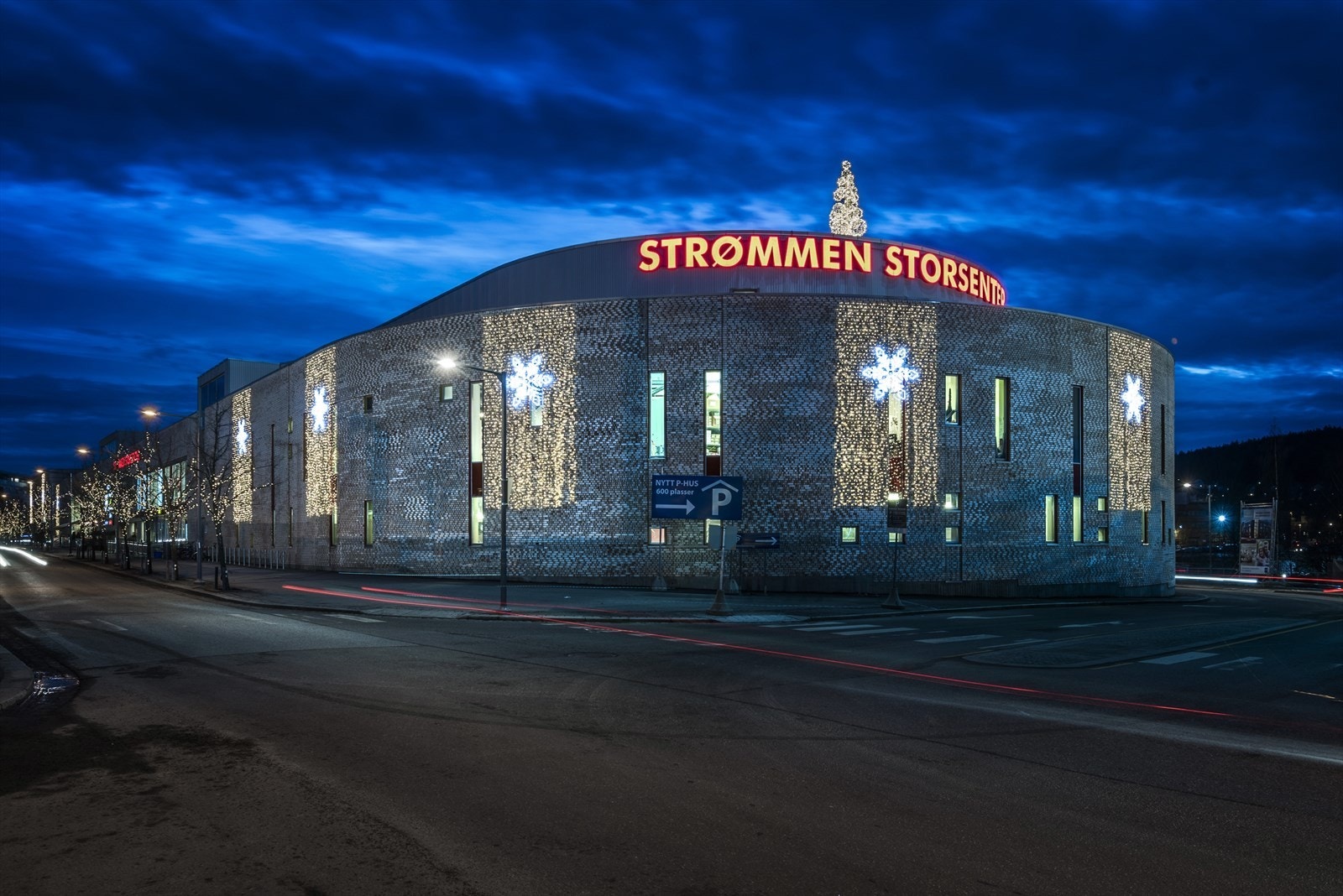 Kort kjøreavstand til Strømmen storsenter; ett av Norges største kjøpesentre. Galleribilde