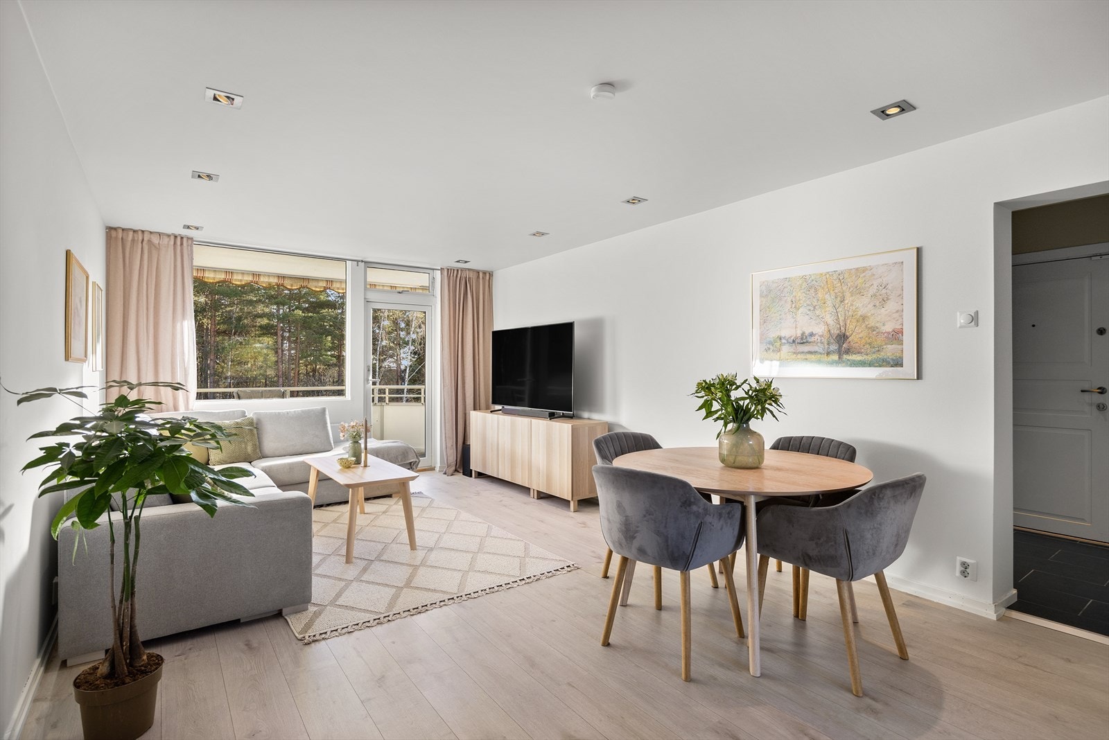 DNB Eiendom v/Julie Kleppe presenterer Bølerskrenten 43! Galleribilde