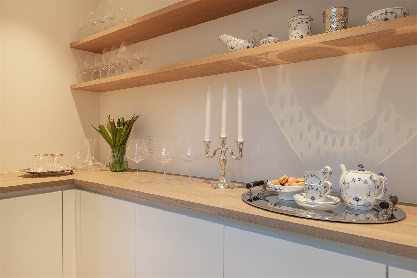 Praktisk grovkjøkken med innredning fra Multiform. Galleribilde