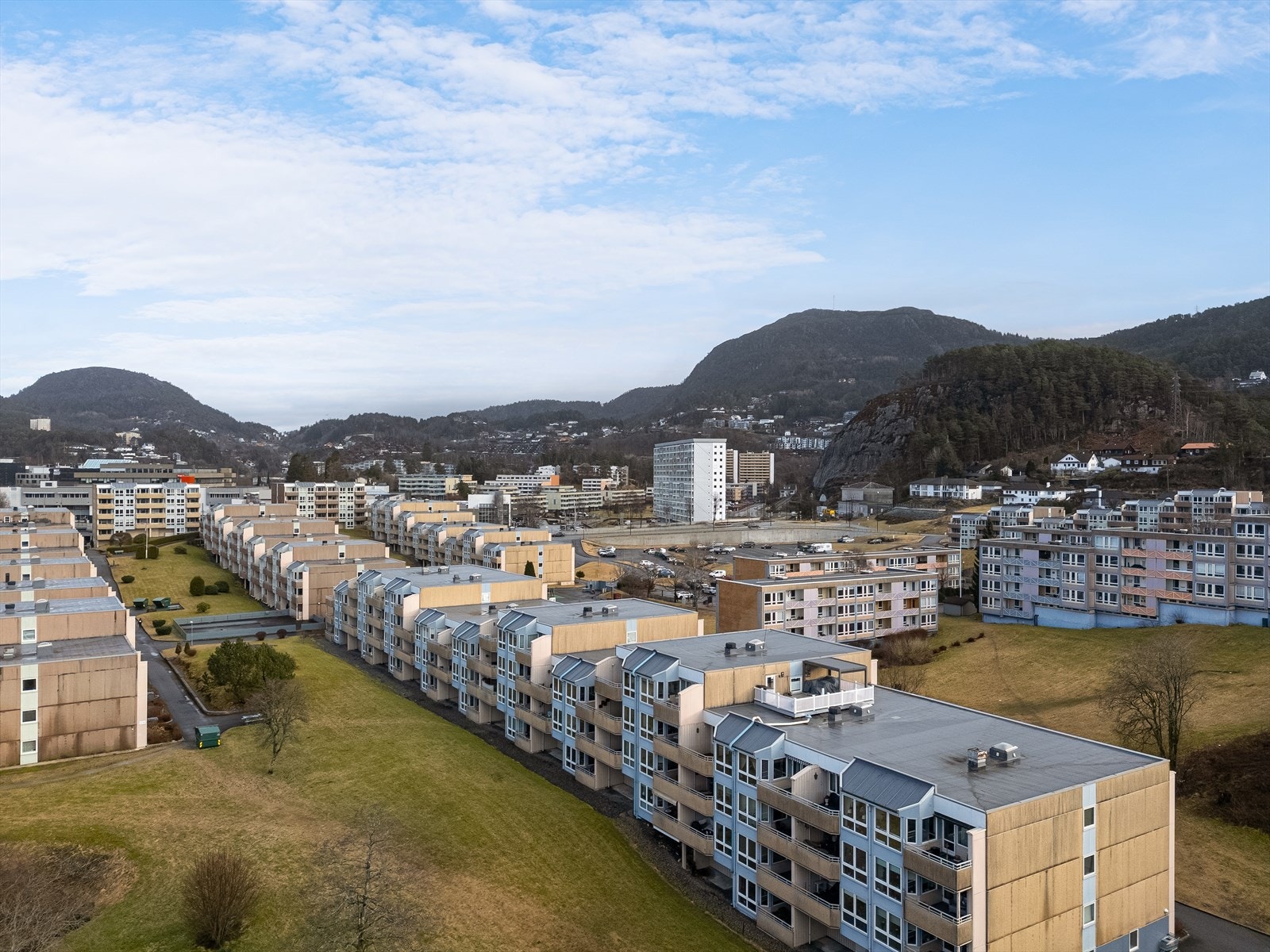 Velkommen til Hjalmar Brantings vei 107 - Megler: Glenn Heggøy Galleribilde