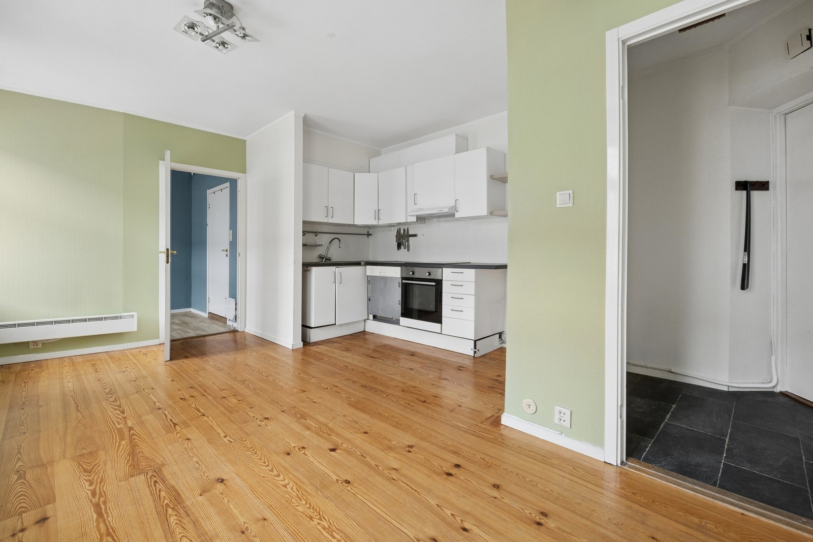 Stuen og kjøkken på 18,1kvm. Galleribilde