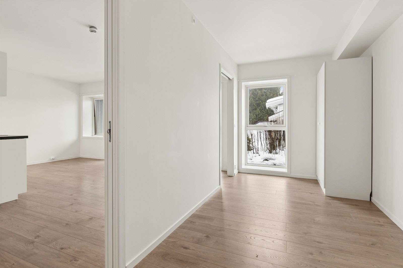 Soverommet er av god størrelse og gir enkelt plass til dobbeltseng. Galleribilde