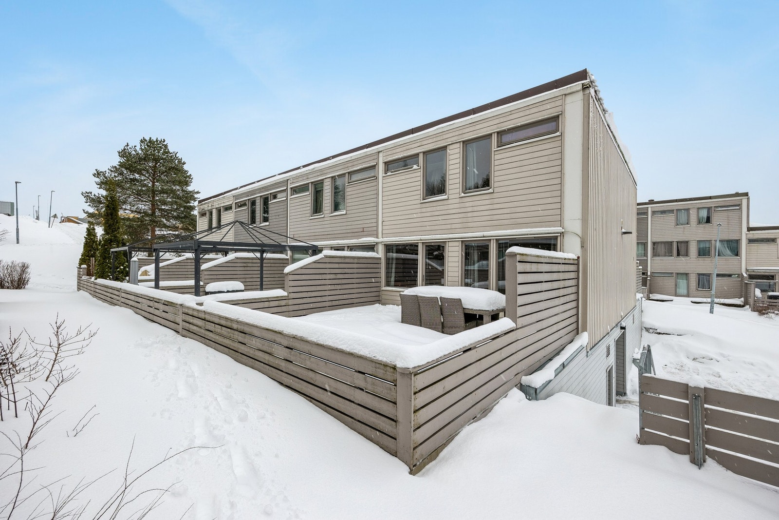 Velkommen til visning! Ved spørsmål ta kontakt med Daniel Lanto på tlf: 938 53 070 Galleribilde