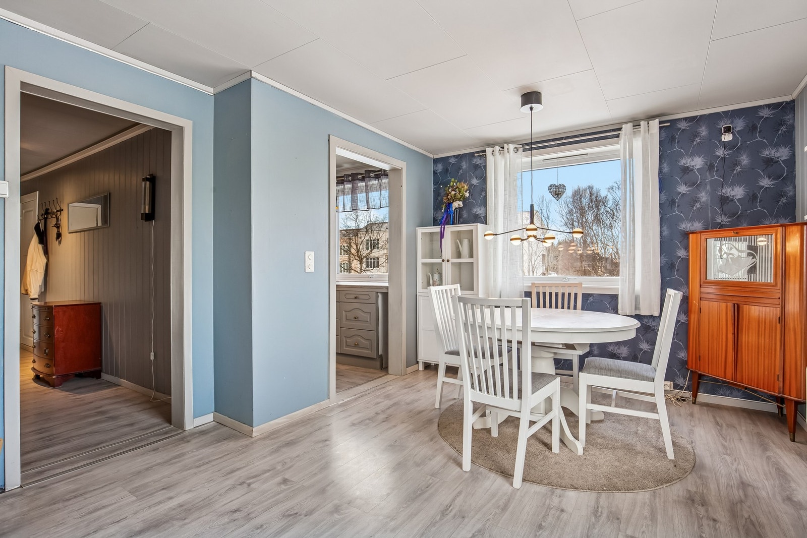 Stue / spisestue Galleribilde