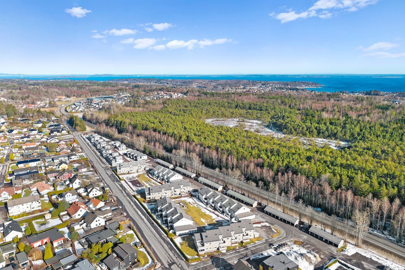 Det finnes mange flotte turområder både rett utenfor døren eller i omkringliggende områder. Galleribilde