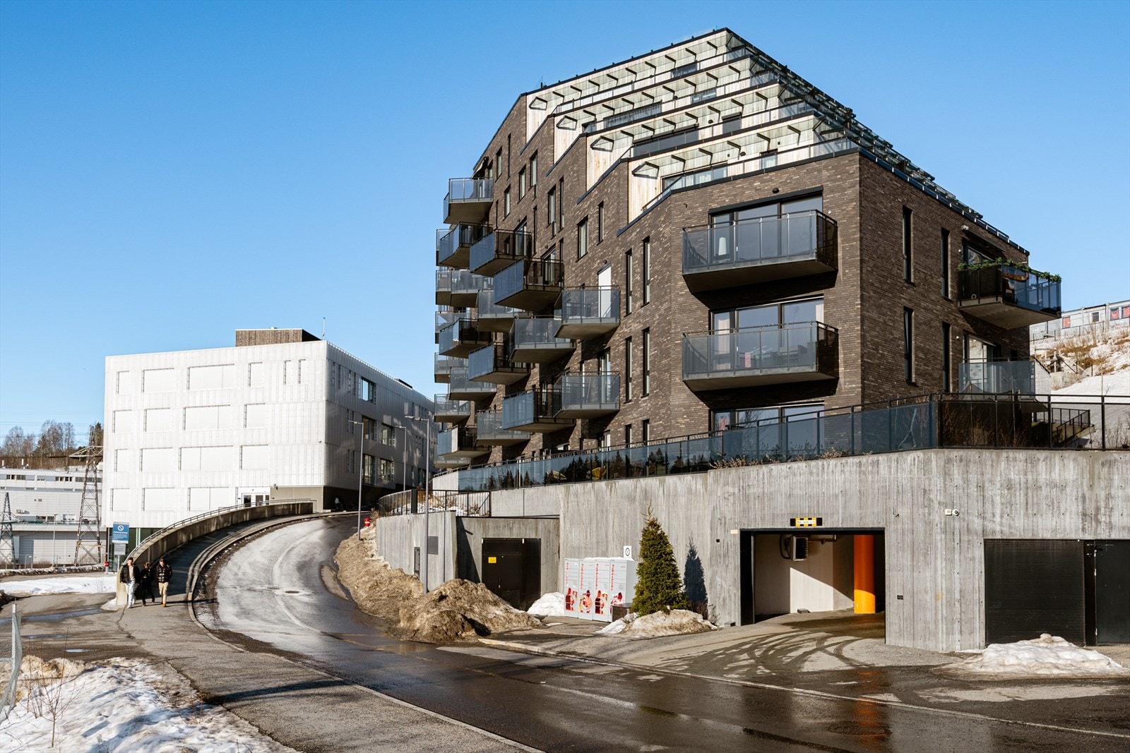 Sameiet Snølia 1-3-5 er et moderne leilighetsbygg fra 2021. Galleribilde