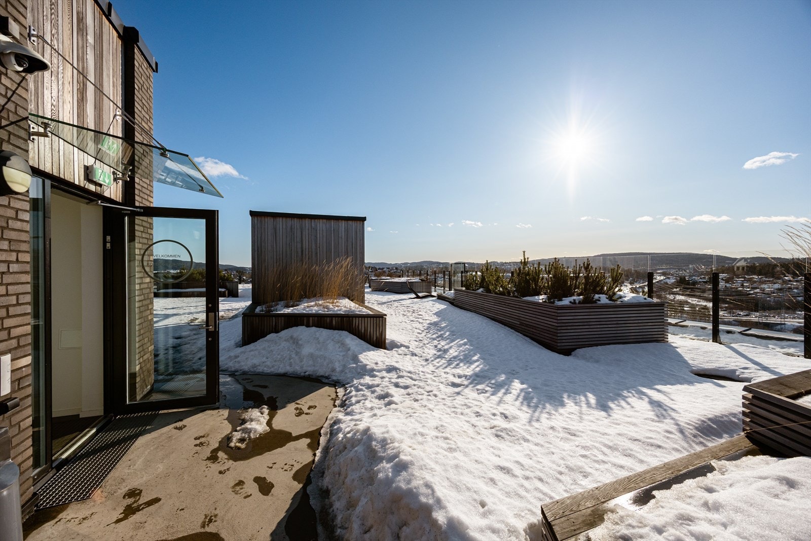 Fra takterrassen er det en vidstrakt utsikt over Lørenskog! Galleribilde