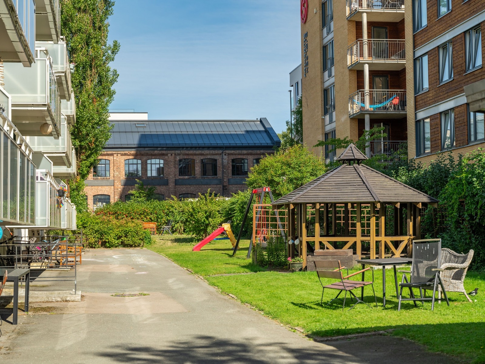 Hvor deilig er det ikke å ha nærmeste "park" rett utenfor? Galleribilde