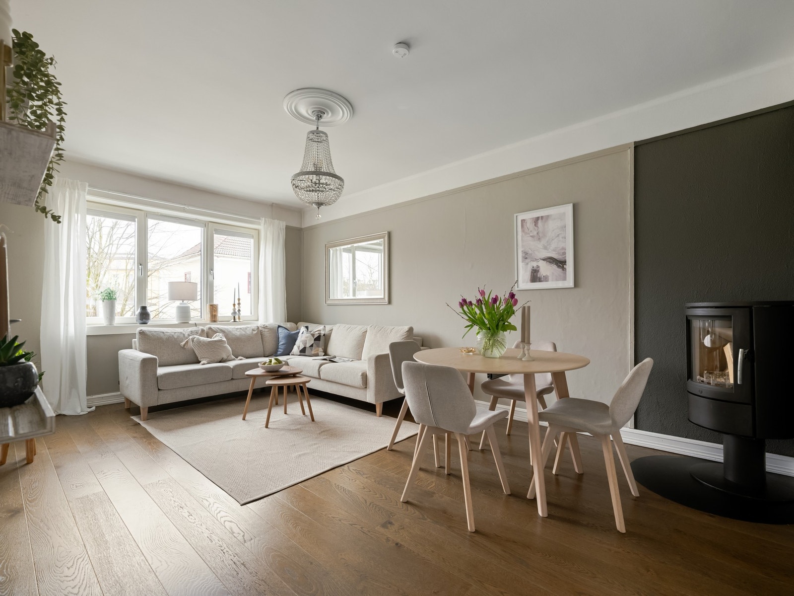 Her får du en gjennomgående og god planløsning, med en stor og fin stue. Denne kommer du til å like! Galleribilde