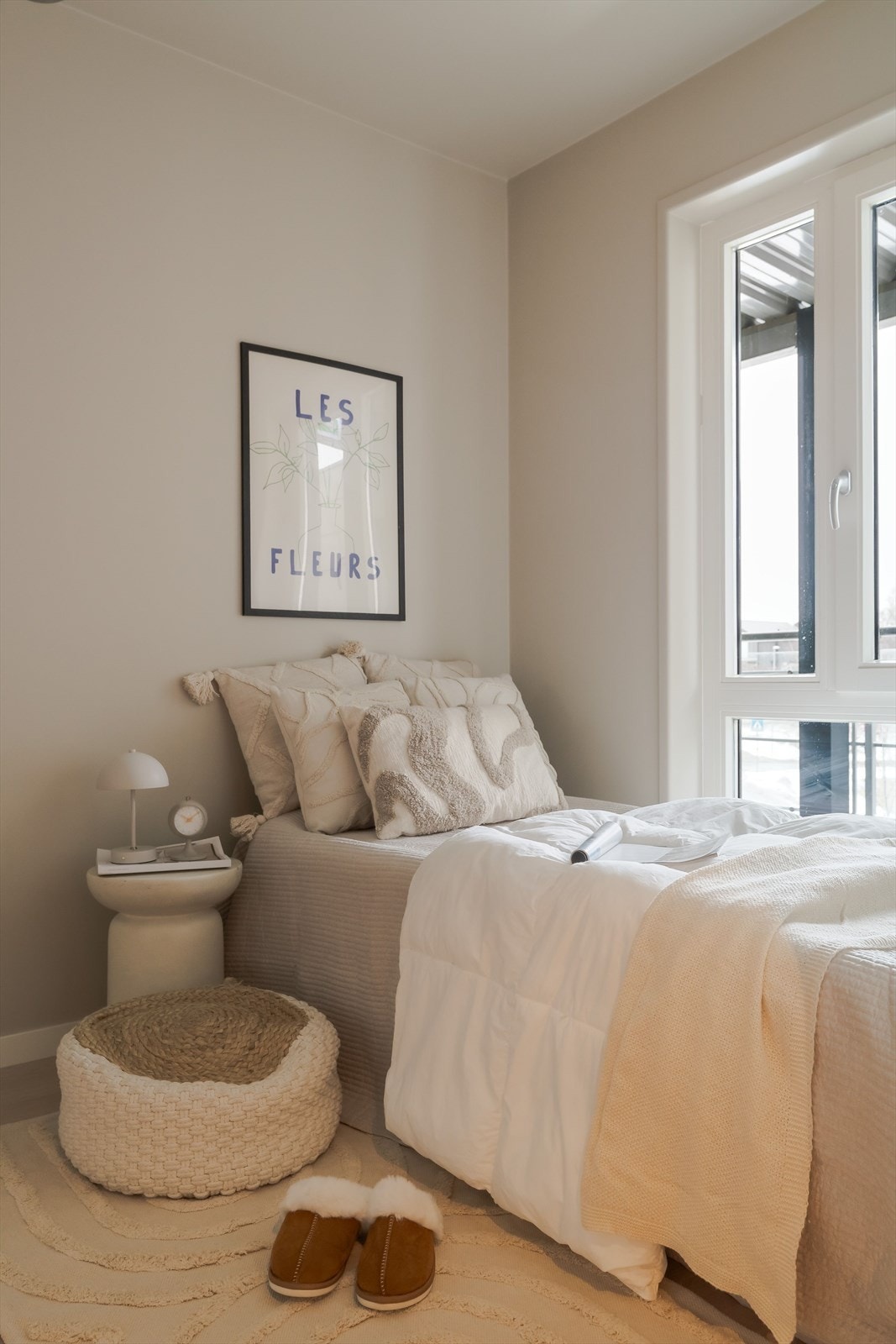 Leiligheten holder en moderne standard. Galleribilde