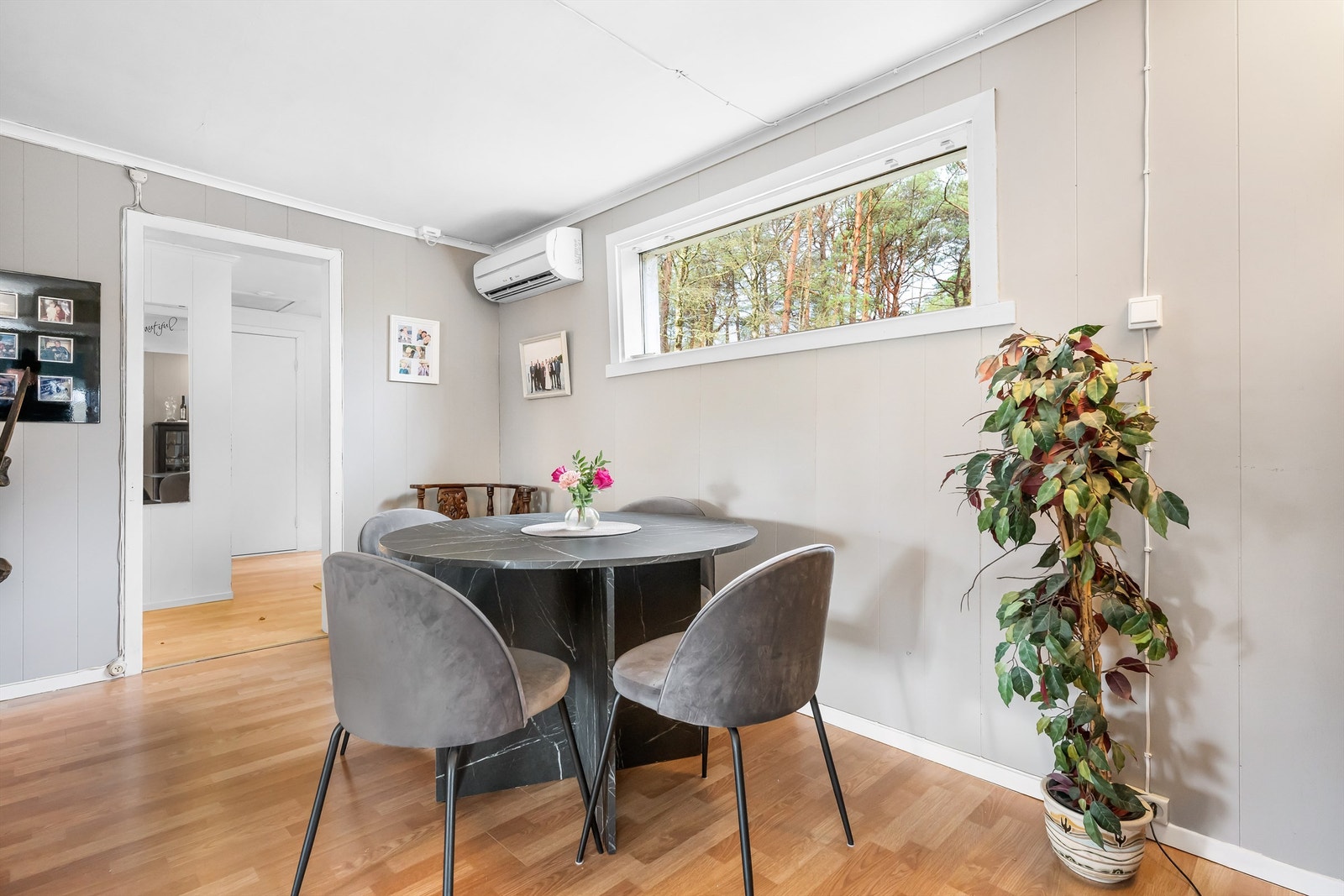 Her skal det være plass også til et større spisebord om ønskelig Galleribilde