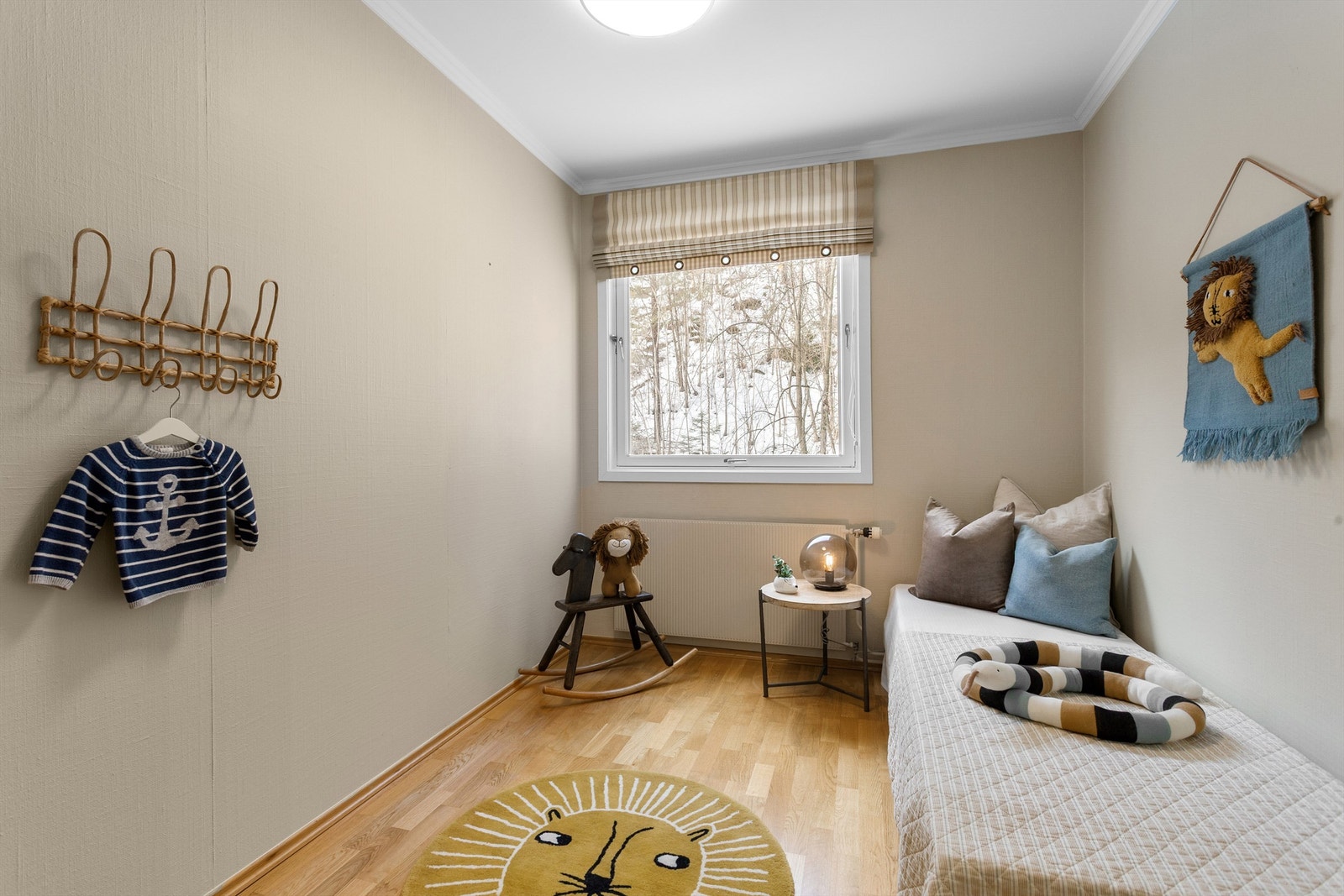 Soverom 3 med oppvarming via radiatorer med vannbåren varme Galleribilde
