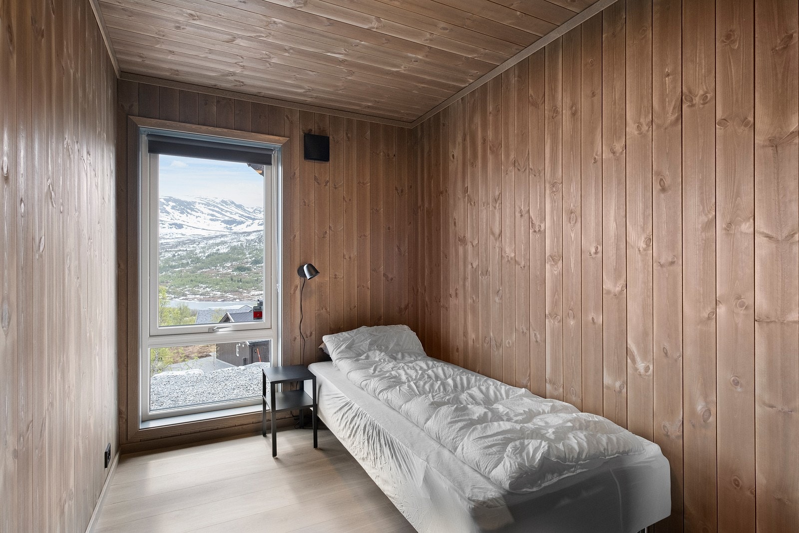 Soverommene har god plass til seng og garderobeskap. Galleribilde