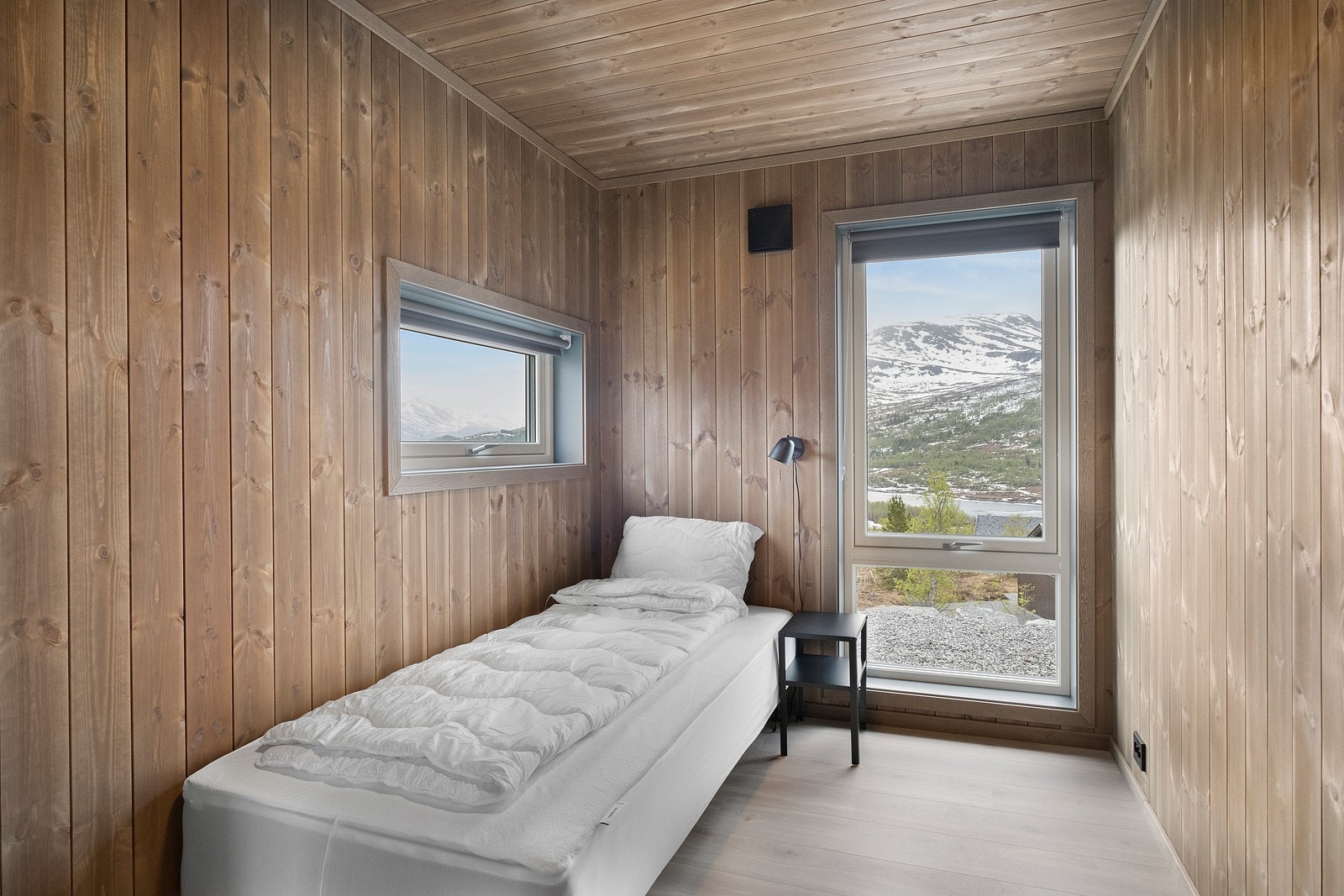 Soverommene har god plass til seng og garderobeskap. Galleribilde