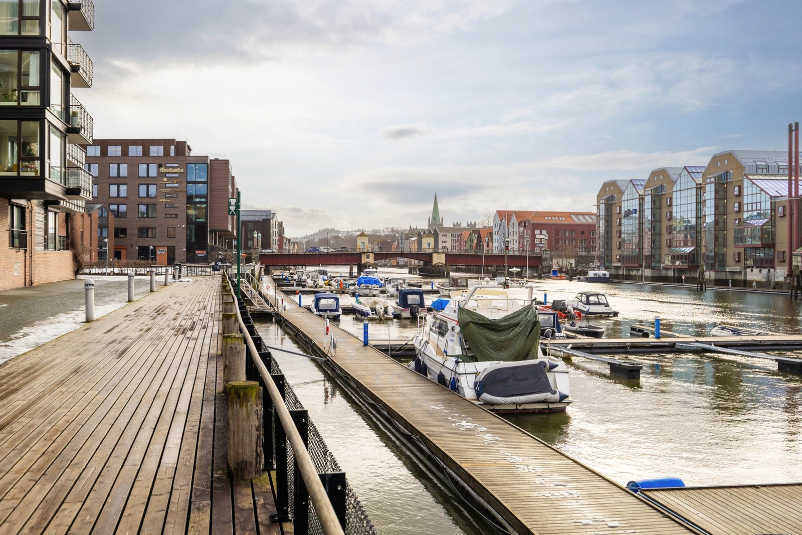 Pent opparbeidet promenader langs Nidelva. Galleribilde