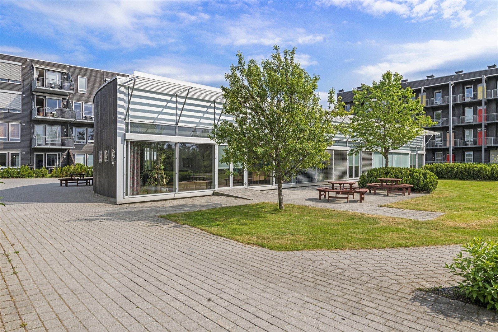 Felles selskapslokale kan bookes av beboere til festligheter, bursdager mm. Galleribilde