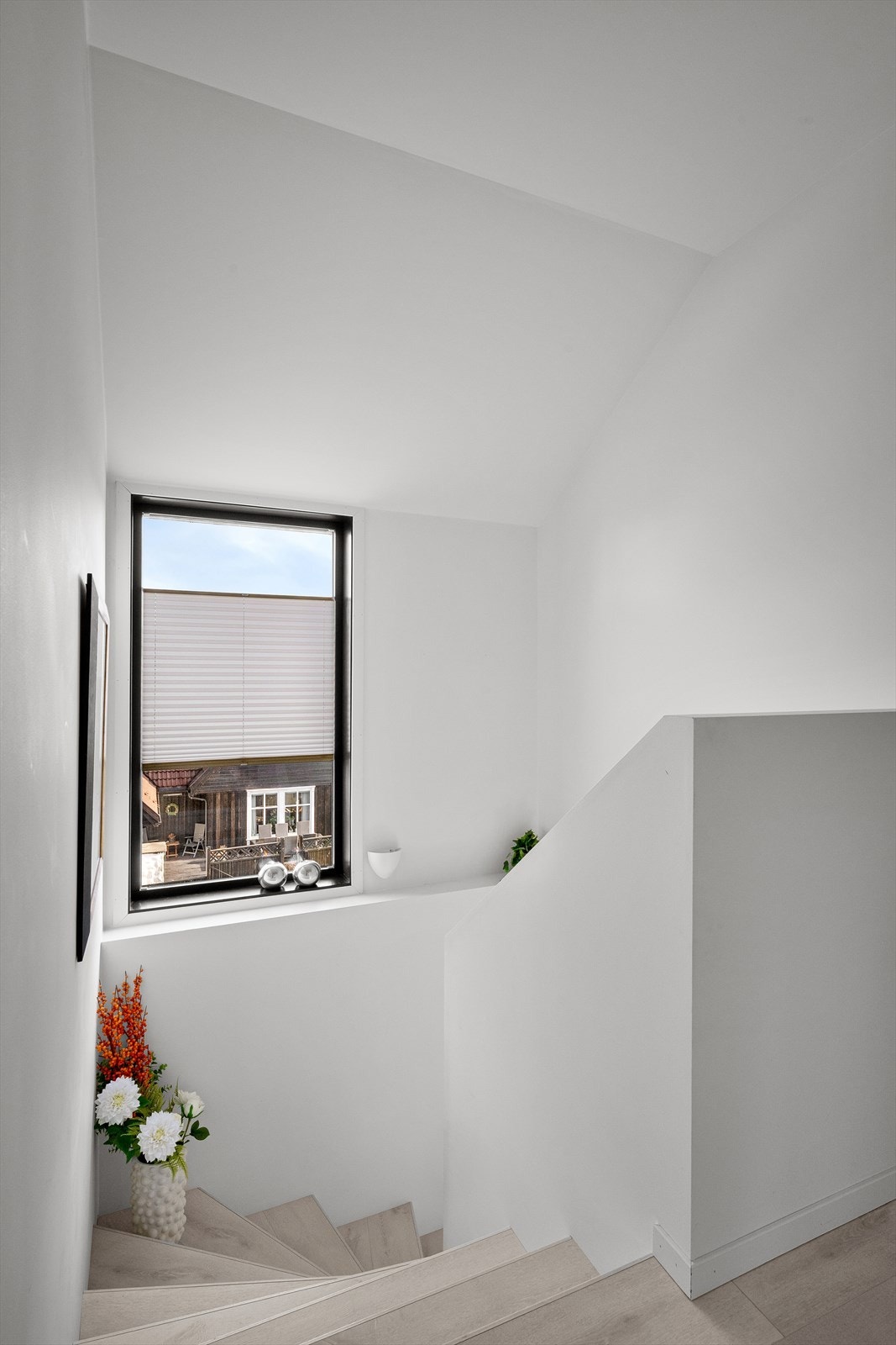 Lyst, delikat og innbydende, gir høy trivsel. Galleribilde