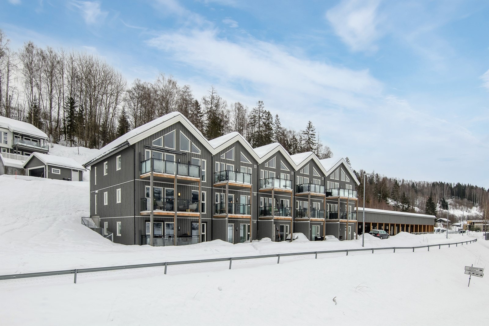 Sameiet Strandhagen består av 15 boligseksjoner Galleribilde