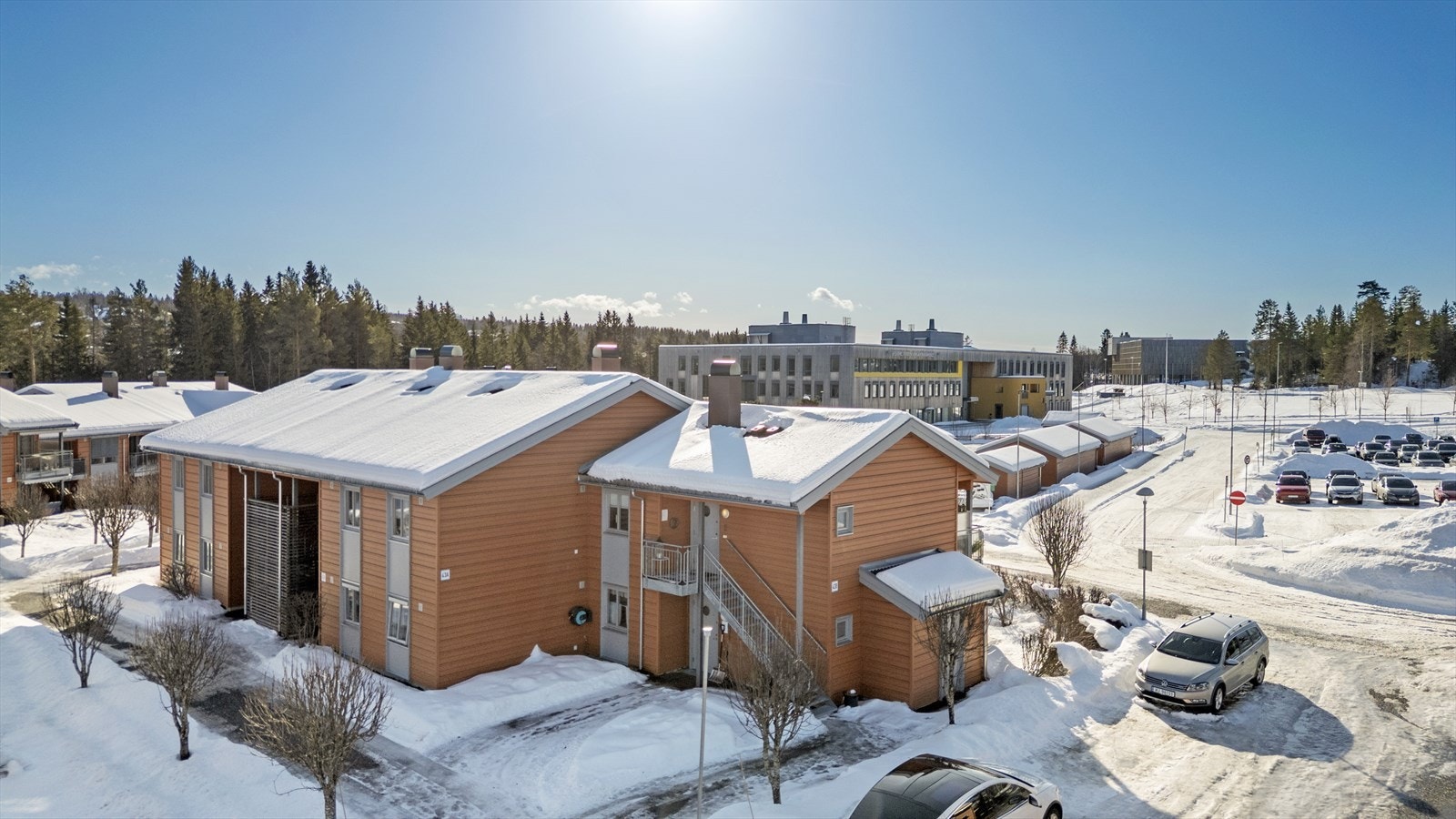 Leilighetsbygg med sentral beliggenhet i Raufoss. Galleribilde