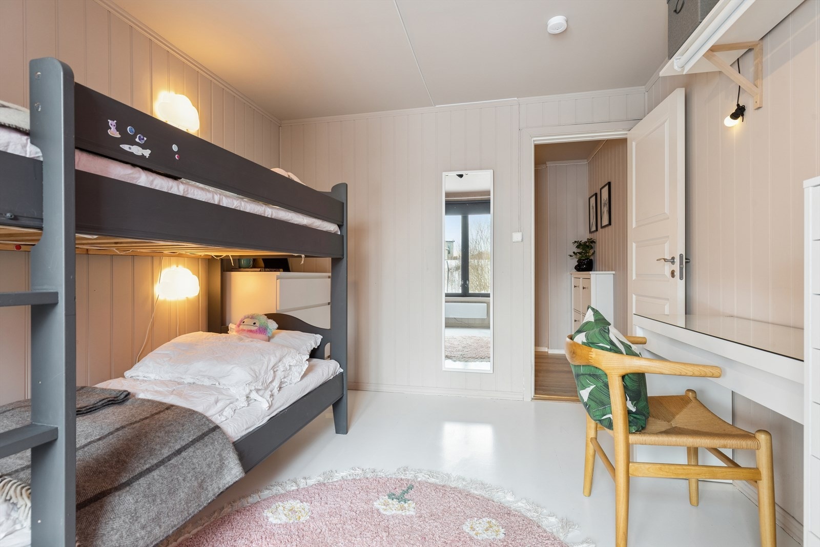 Perfekt som barnerom, gjesterom eller kontor. Galleribilde