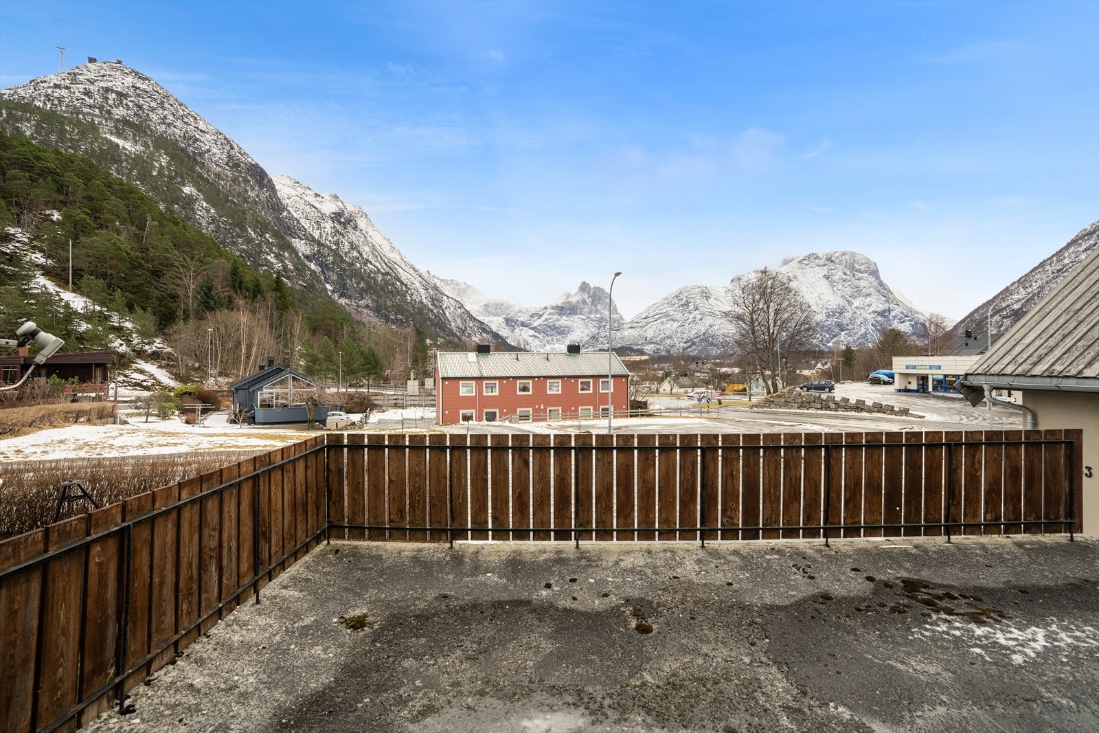 Velkommen til en hyggelig visning - husk visningspåmelding! Galleribilde