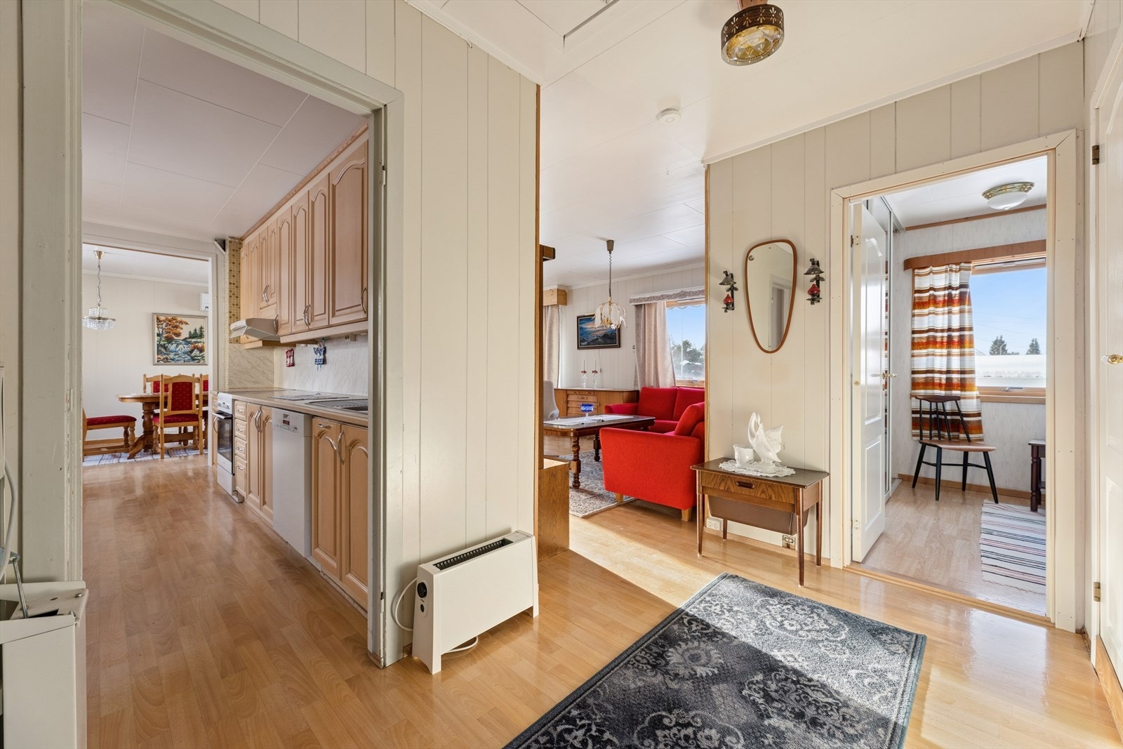 Fra gangen er det adkomst til alle soverommene. Galleribilde