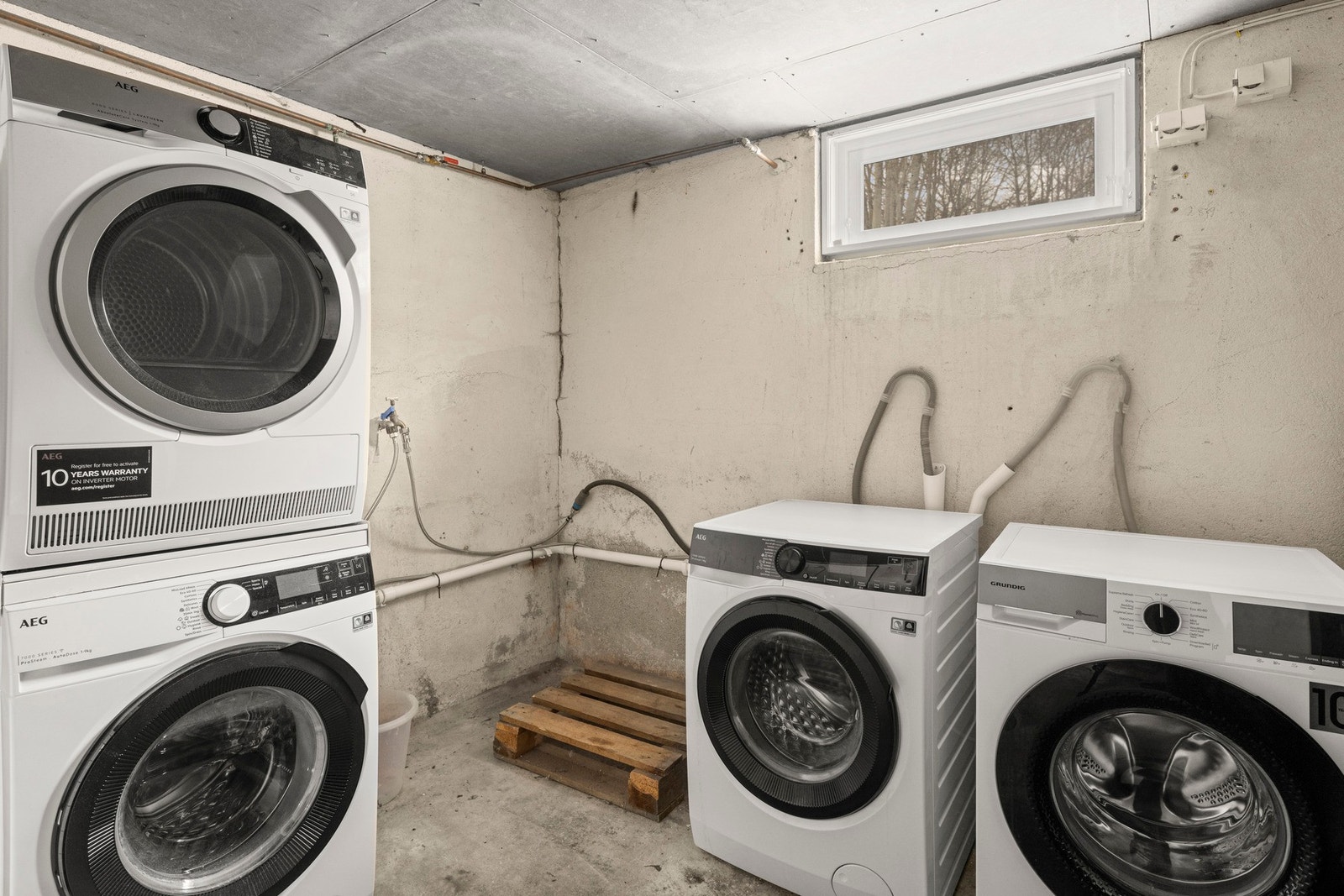 Felles vaskerom. Galleribilde