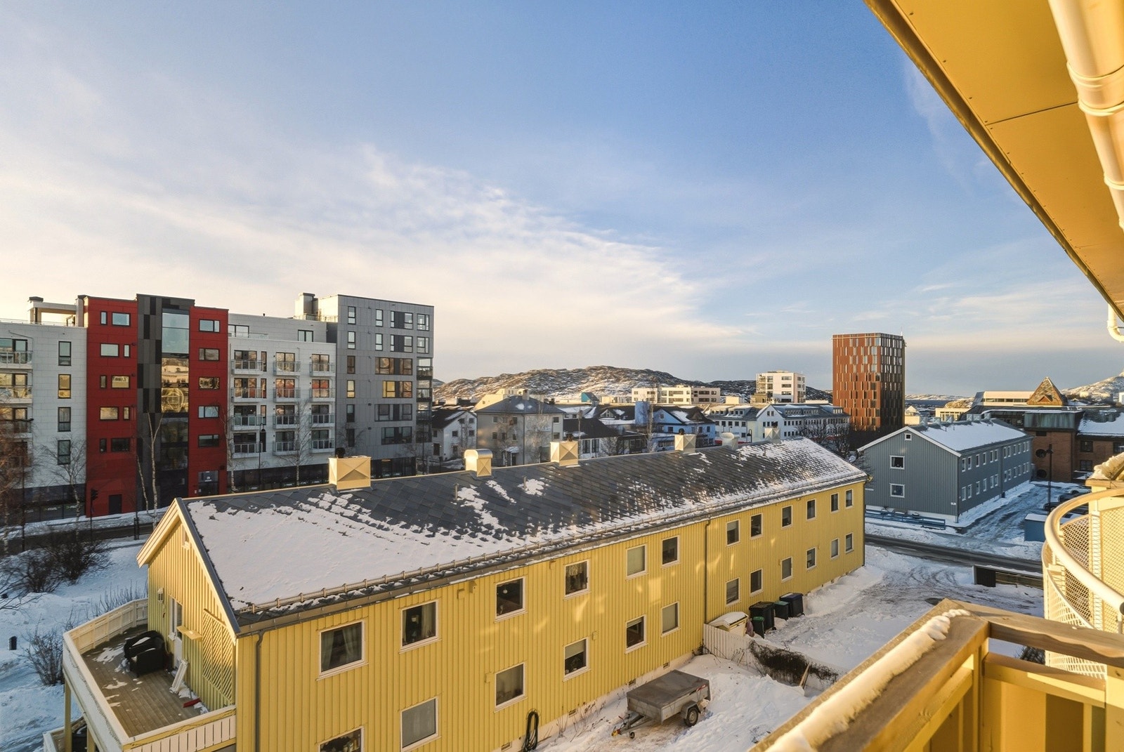 Leiligheten byr også på en flott utsikt ut over byen. Galleribilde