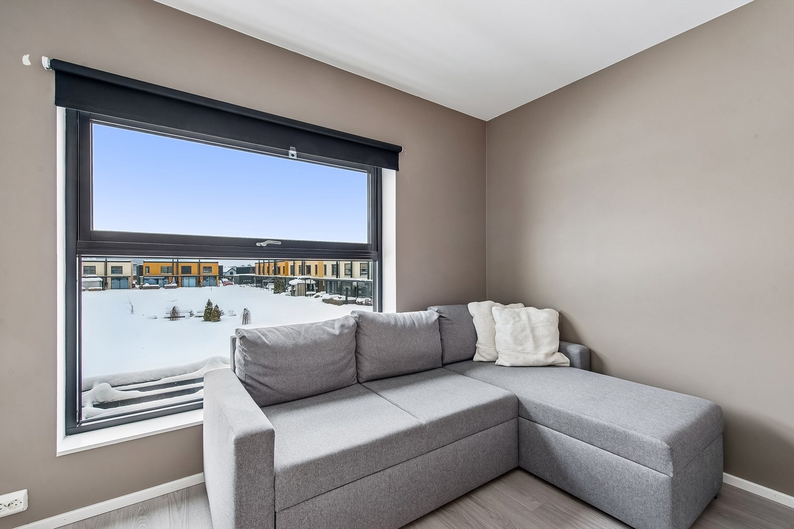 Det andre soverommet passer utmerket som barnerom, gjesterom eller kontor. Galleribilde