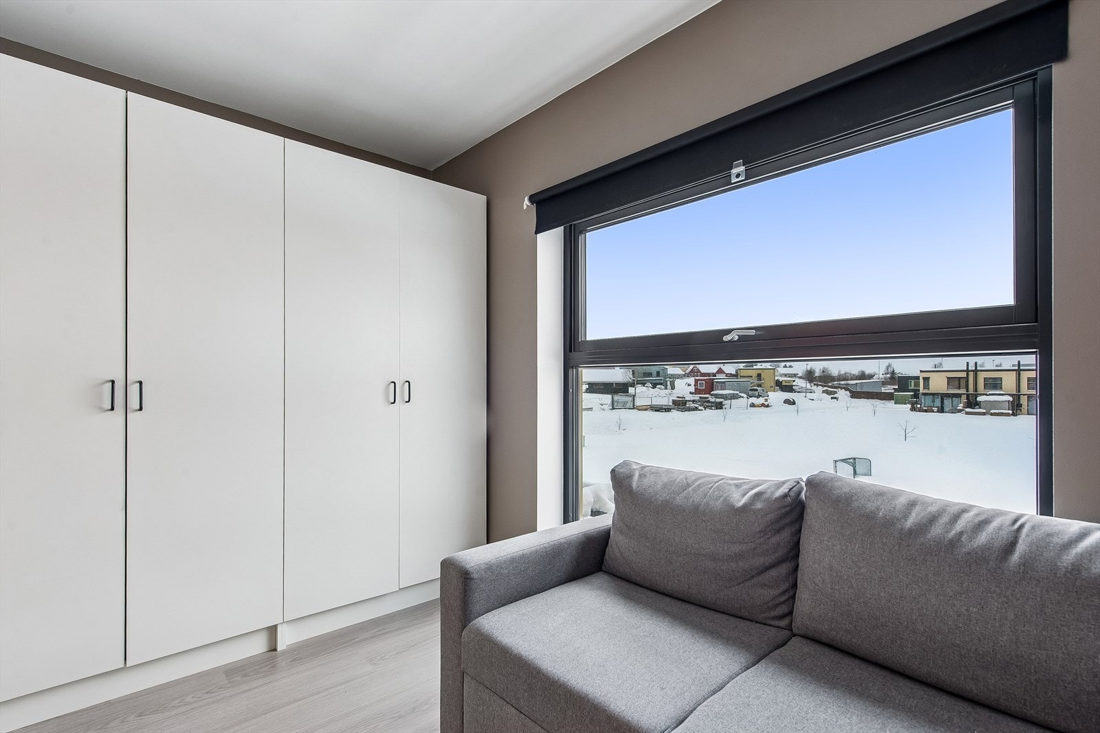 Her er det god plass til garderobeskap. Galleribilde