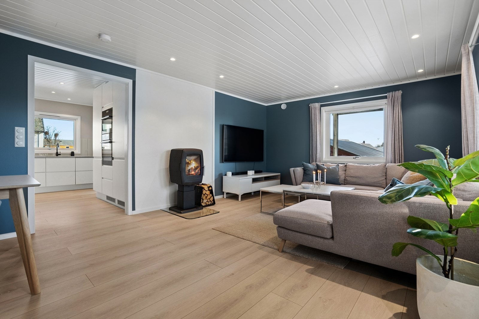 DNB Eiendom v/Bjørn Harald Sandvik presenterer en lekker 3-roms selveierleilighet med fin beliggenhet i Vestbyen Galleribilde