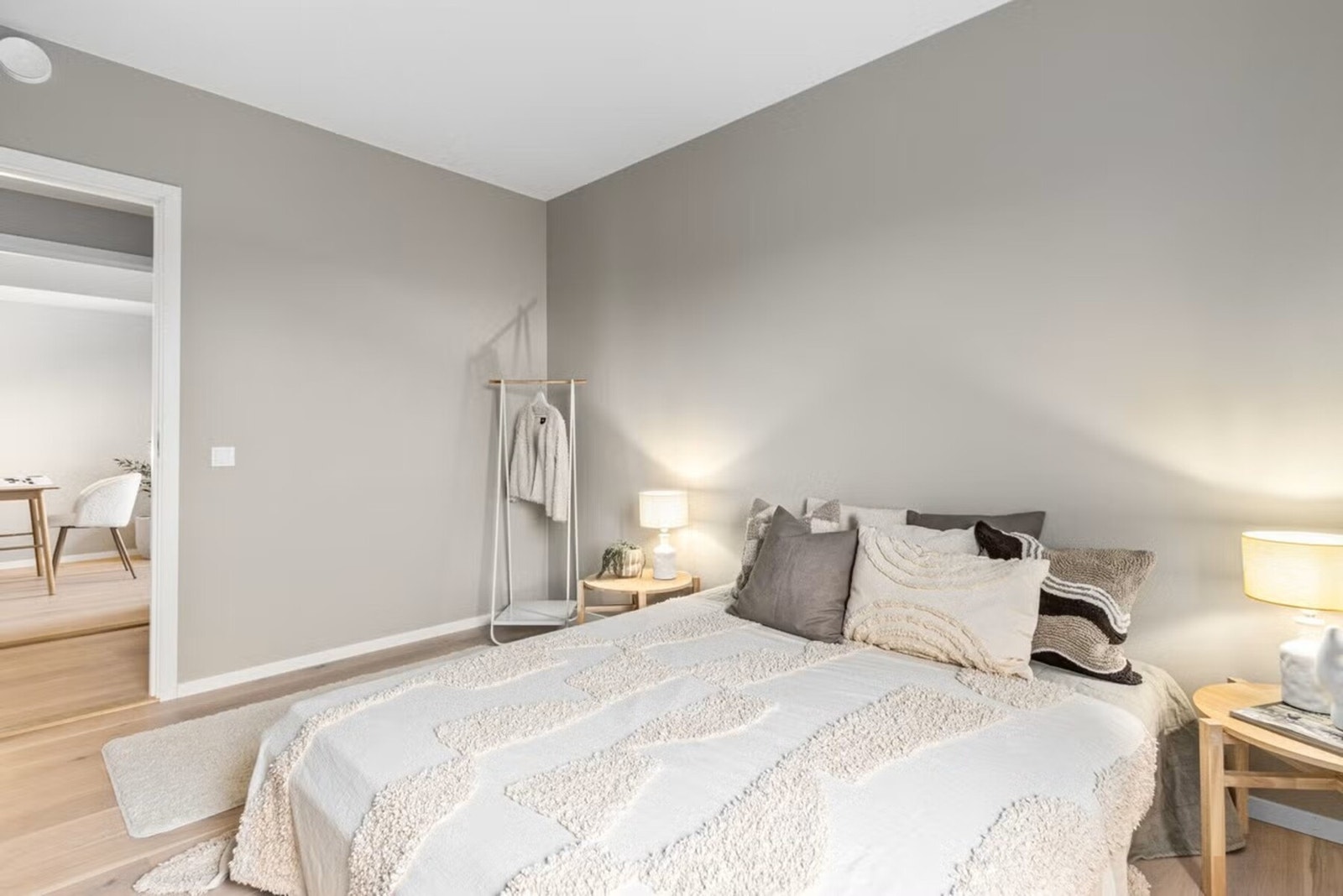 Det gjøres oppmerksom på at bildet er tatt av en identisk leilighet i etasjen over. Galleribilde