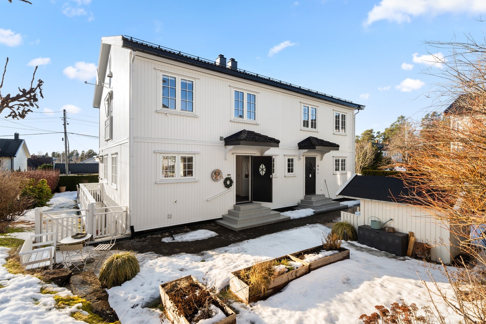 Kanskje sameiets beste beliggenhet innerst mot syd/vest Galleribilde