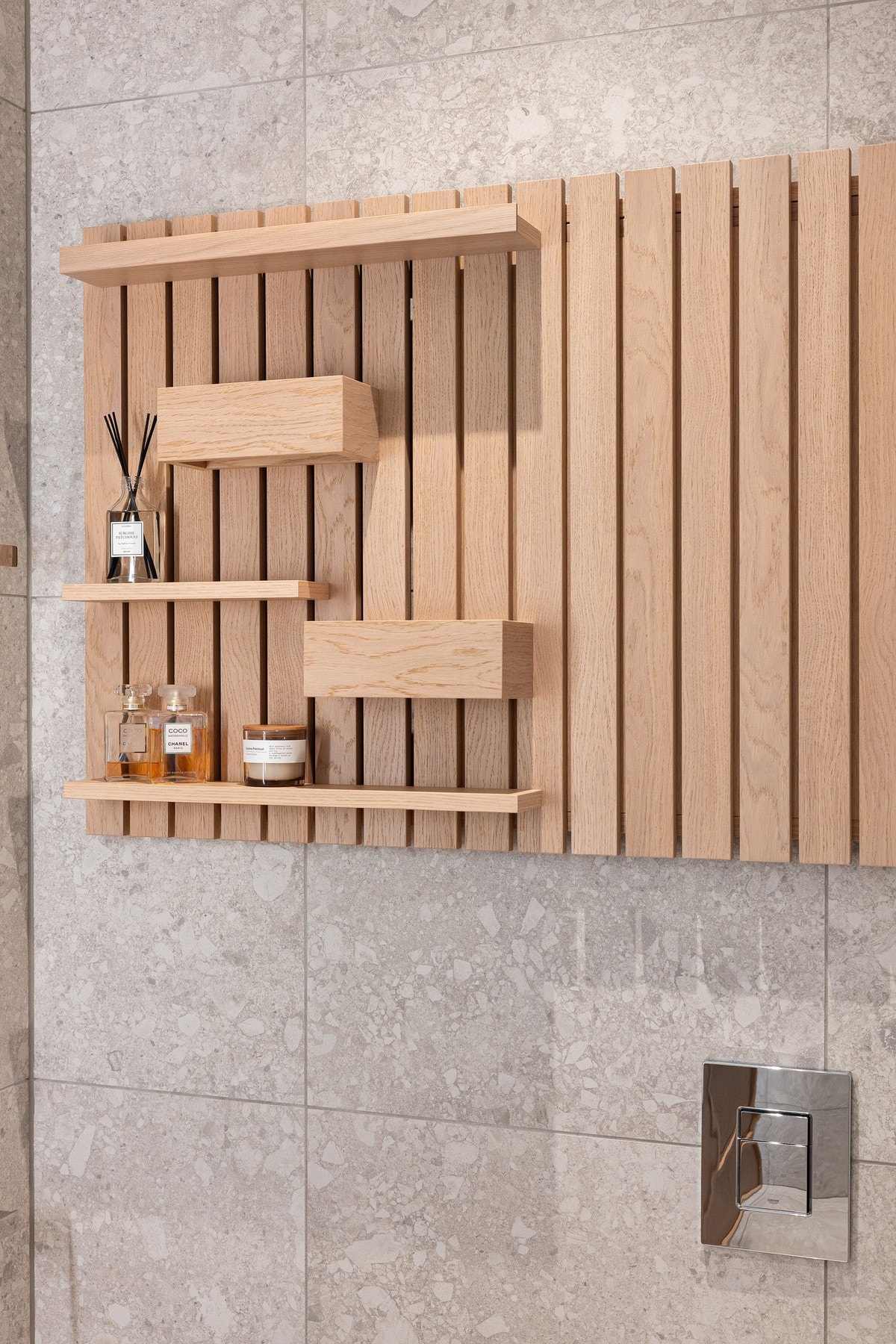 Snekkerbygget hylle Galleribilde